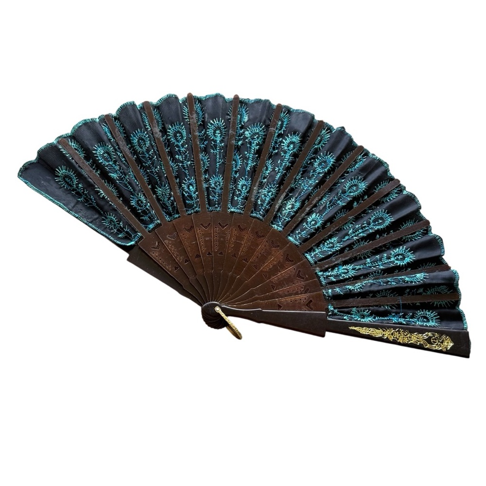 Elegant Black and Gold Hand Fan - Picture 3 of 9